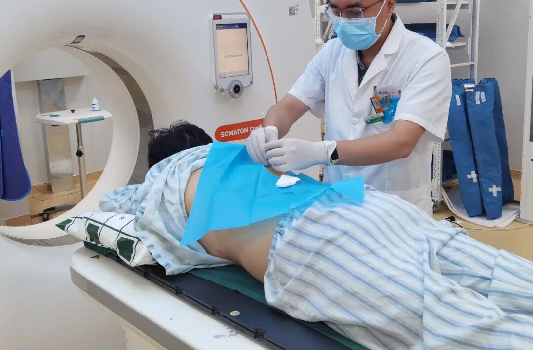 同轴定位针怎么使用一针精准锁定！不骗你，肿瘤活检真是微微痛_https://www.jmylbn.com_新闻资讯_第8张