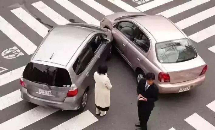发生交通事故对方全责,但就是不肯给钱,怎么办?