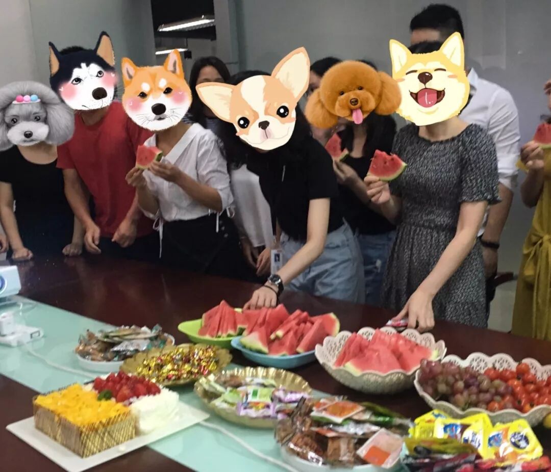 甜蜜暴击，高斯贝尔七月生日趴体温馨上演！