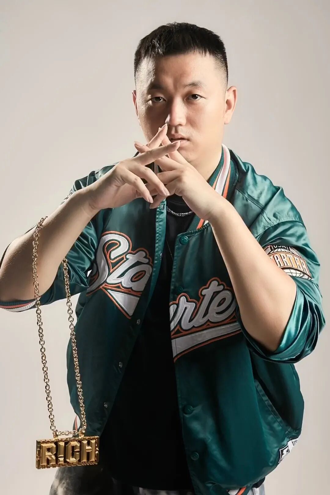 复活夺冠剧本被药水哥内定,开"玛莎拉蒂装疯扮傻艺术家药水"终于证明