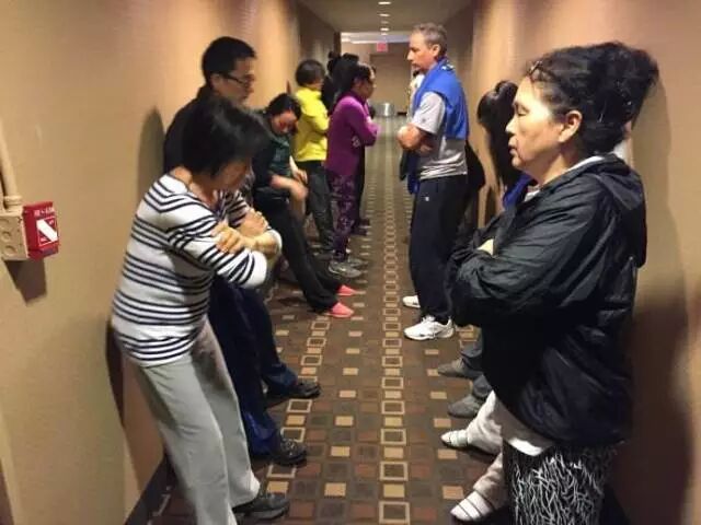 ［转］ <wbr>背部撞墙功！