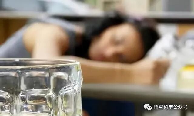 牛磺酸能催情？警惕&ldquo;G水&rdquo;：几滴就会昏迷，不记得发生过程