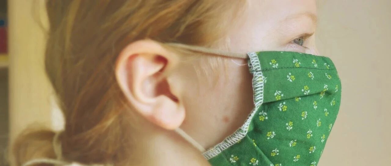 长时间戴口罩耳朵发红脱皮？ 一文学会耳部炎症应对