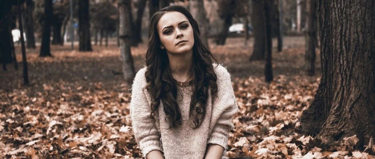 一到秋天就伤感是咋回事？“悲秋综合征”真的存在吗？