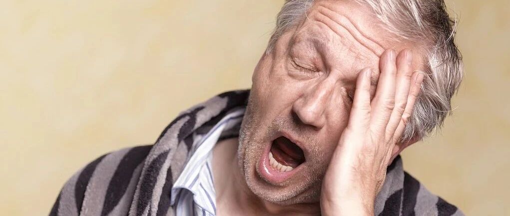 身体出现5个“暗号”就是脑血栓前兆？专家告诉你真正该注意的是什么