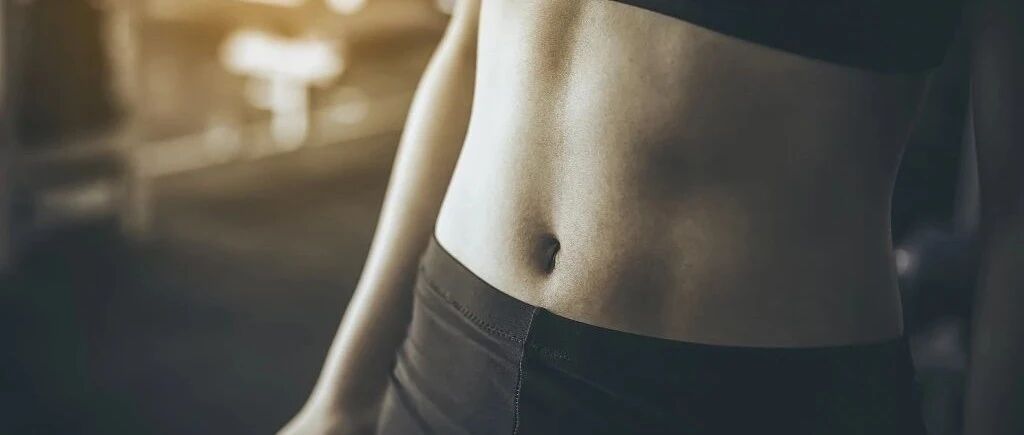 肚脐连着肠子不能洗?抠肚脐为何有尿意?看肚脐形状能辨病?医生一文带你了解真相