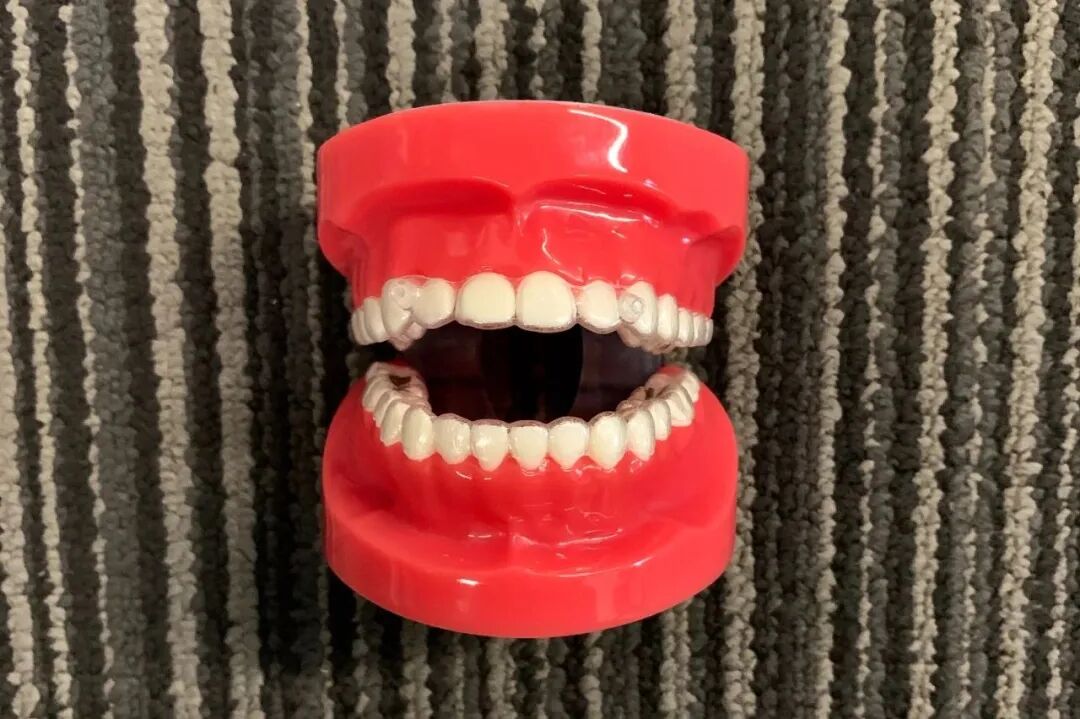 牙科材料硅胶怎么用隐形矫正中，咬胶如何正确使用_https://www.jmylbn.com_新闻资讯_第13张