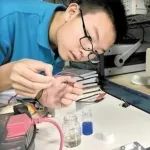 那个因发明“万能充”被保送清华的18岁男孩，如今怎么样了？