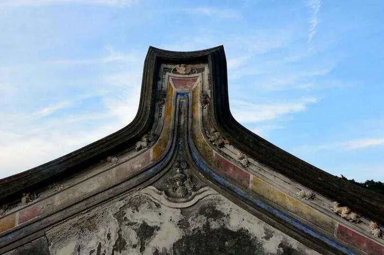 山墙是指建筑物的什么_建筑山墙是_山墙是指建筑物的