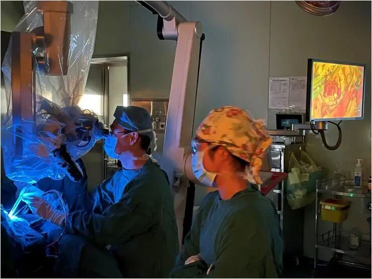 手术灯怎么打开灯关了，咋子做手术？_https://www.jmylbn.com_新闻资讯_第15张