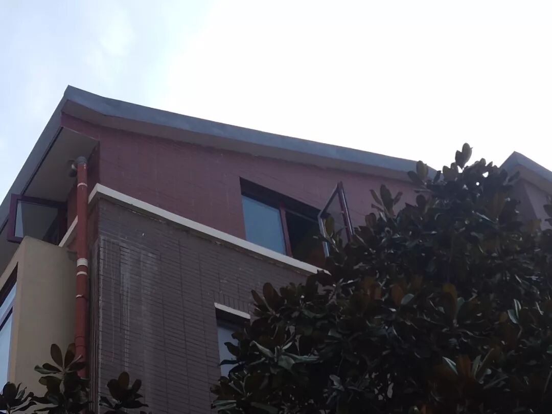 平改坡_平改坡后顶楼屋顶漏水怎么办_平改坡屋顶图片