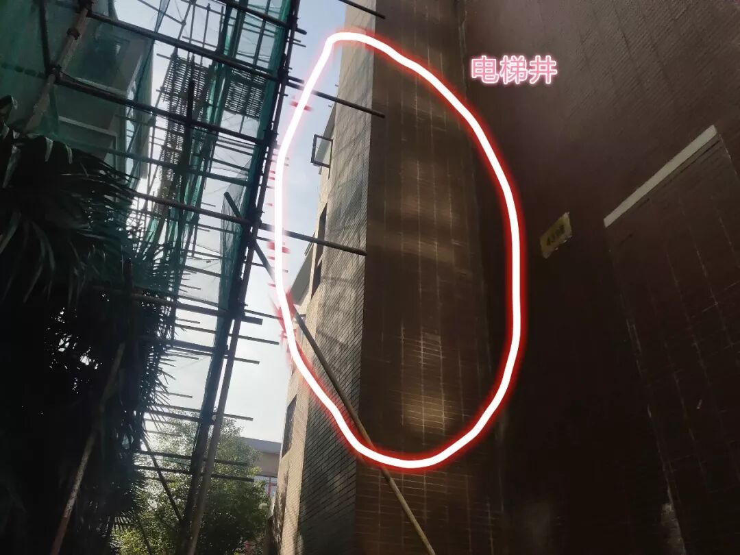 平改坡后顶楼屋顶漏水怎么办_平改坡屋顶图片_平改坡