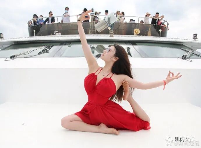 【美女】柳岩瑜伽分岩私照被爆，男粉们都不淡定了（组图） - 38