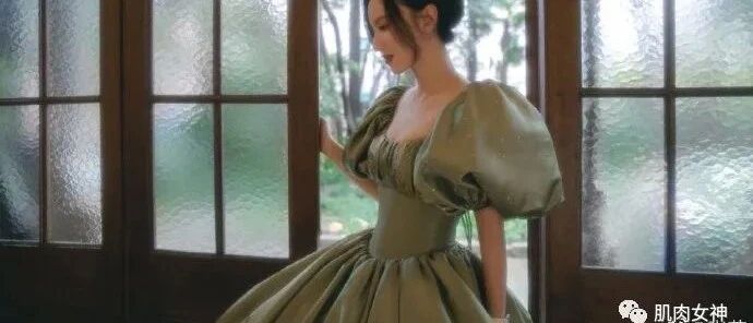 拿命换身材？知名女艺人走完红毯紧急就医，好看的代价太大了！