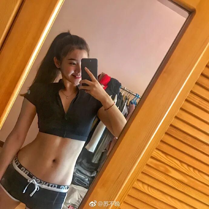 【美女】国产90后巨人妹子性感照流出，难道这就是全网直男的满分女孩？（组图） - 37