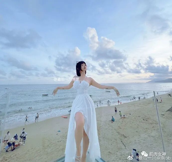 【美女】实力圈粉！肉感、力量感并存的00后主播，谁不着迷？（组图） - 26