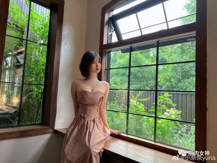【美女】实力圈粉！肉感、力量感并存的00后主播，谁不着迷？（组图） - 24