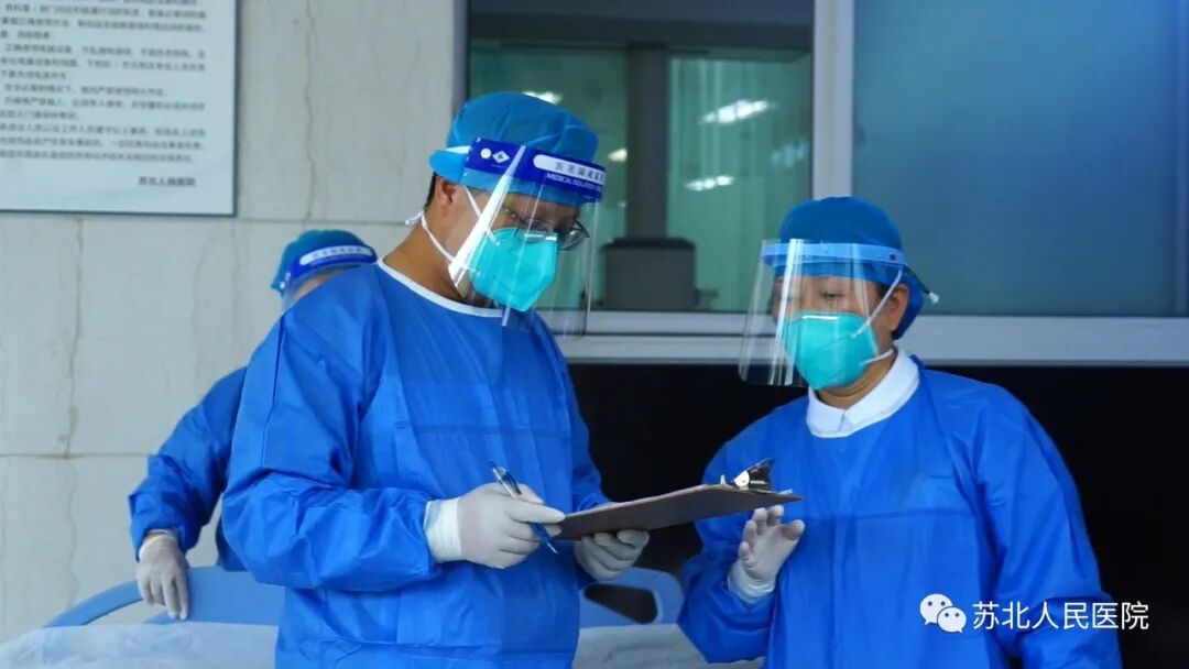 为什么必须用负压车她花光自己所有积蓄 为医院捐了一辆负压救护车_https://www.jmylbn.com_新闻资讯_第10张