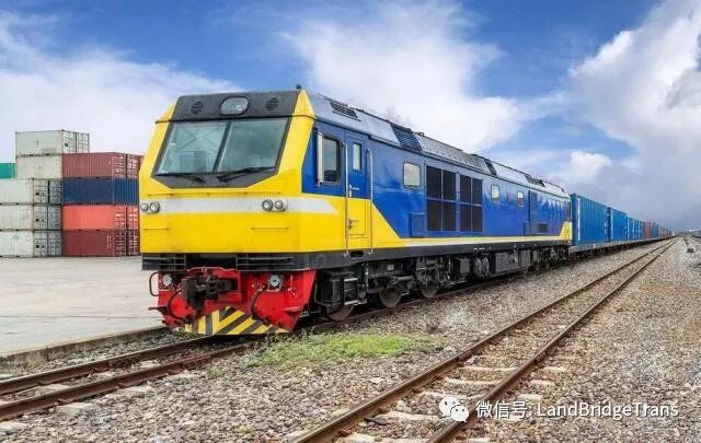 中越国际通道开行3000吨级货物列车