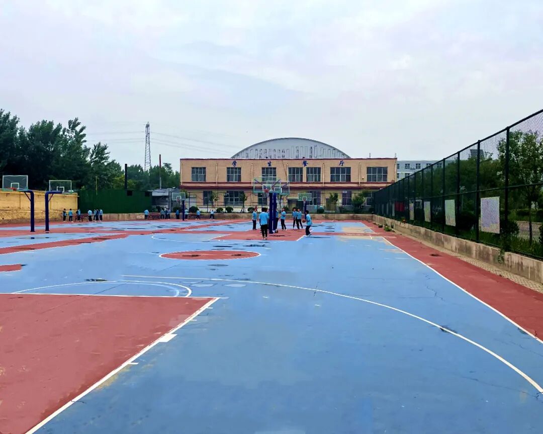 邢台市会宁中学