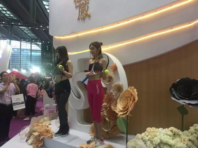 2017年深圳经济总量6_2017年深圳内衣展(3)