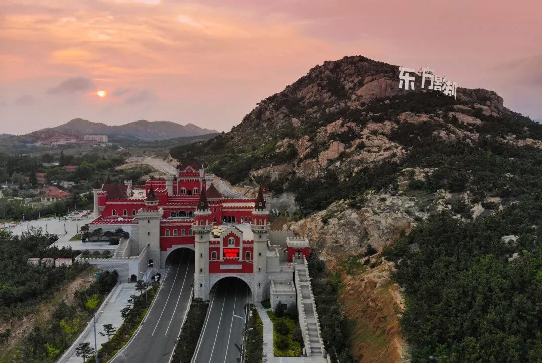 一座城成全一部剧 青岛邀你打卡《警察荣誉》取景地