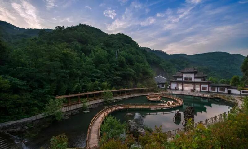 龙潭河美景:龙潭