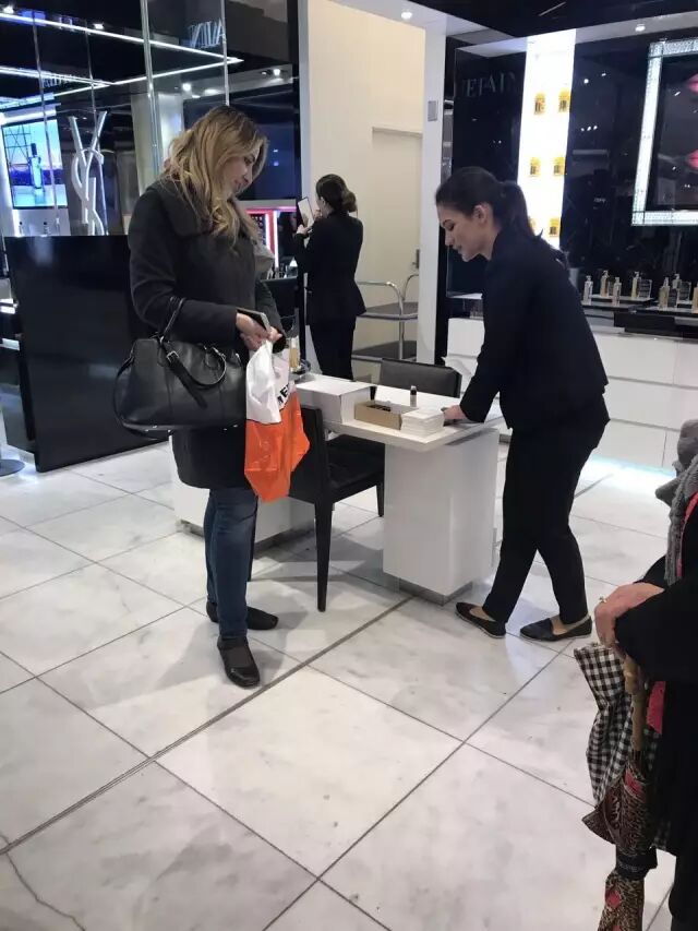 快去Myer！下午4点，娇兰职业化妆师在Myer开专业彩妆课啦！还有免费小样可以拿！ - 12