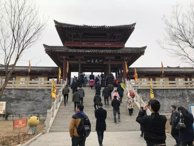 ���¼������ڽ��������ι滮ר��������ͣ�