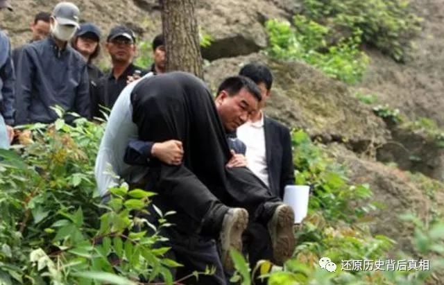 華裔總統上臺，跑到中國認祖歸宗，堅持對華友好，卻被迫自殺身亡 歷史 第9張