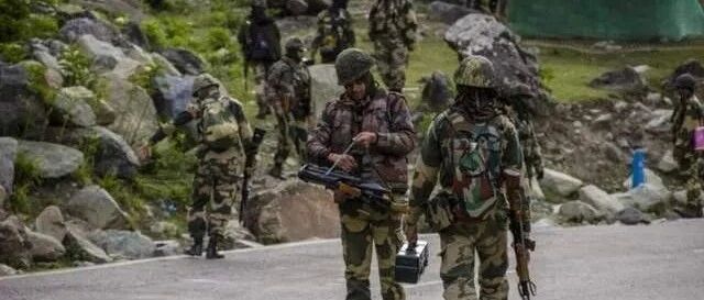 邻国有难我国无偿援助35亿，走出困境后，邻国出兵入侵我国