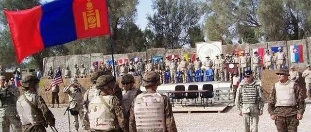 只有300万人口的小国，却建立庞大军队，到底想干什么呢？