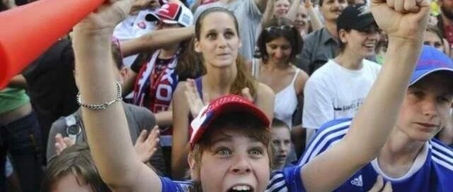 关系最亲密的两个欧洲国家，分离30年后，现在吵着要合并