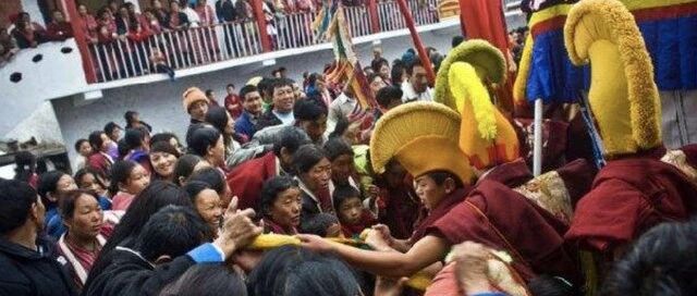 为何藏南人口不断暴涨呢？