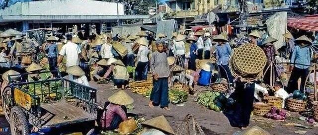 苏联解体对越南打击有多大呢？经济下滑8成，国家几乎破产