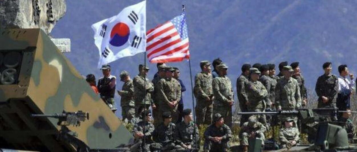 唯一建立庞大军队，却没有指挥权的东方国家，国家现在彻底西化了