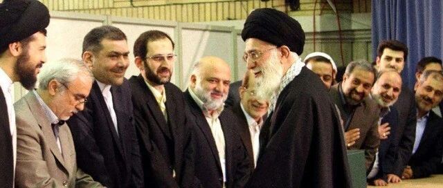 现在的伊朗跟巴列维时期相比，是更强大了还是更弱小了呢？