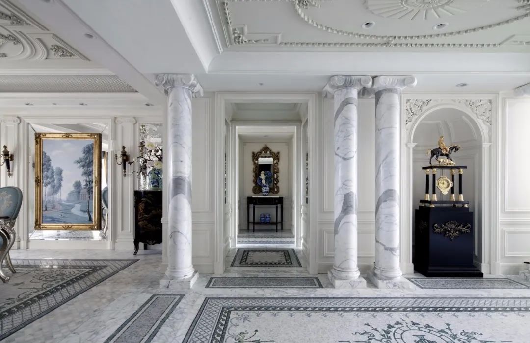 Calacatta White Marble Columns.jpg