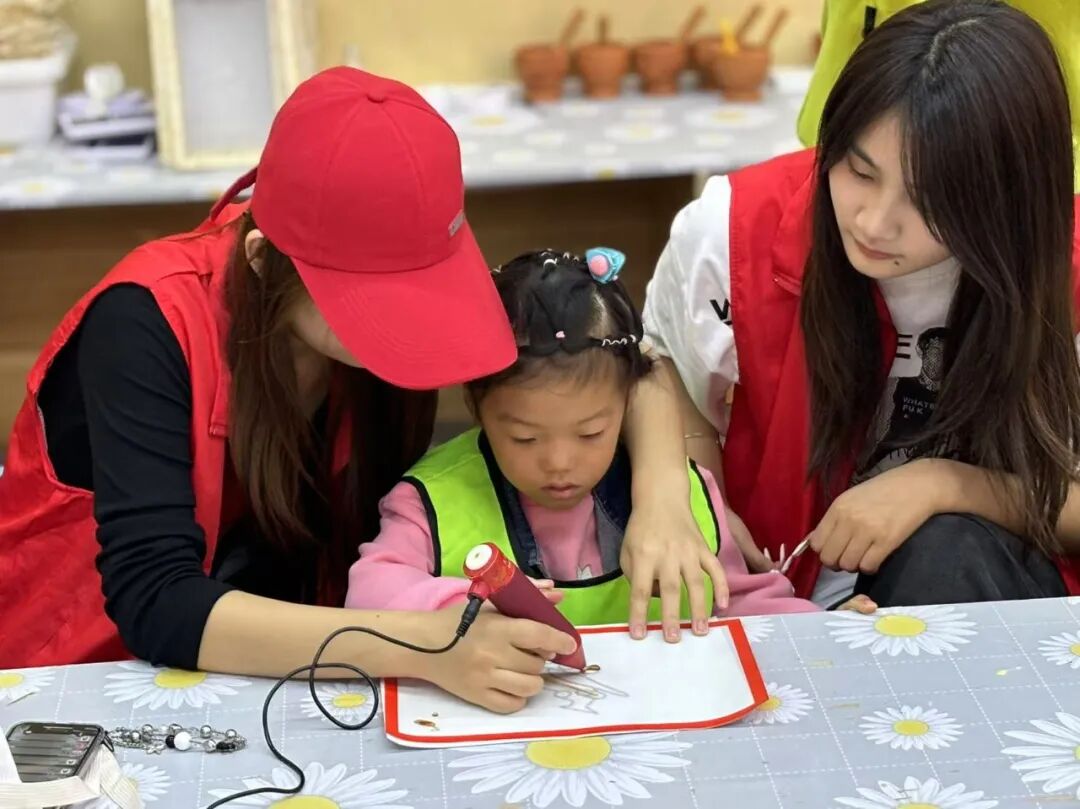 南阳未来听障儿童听语康复中心