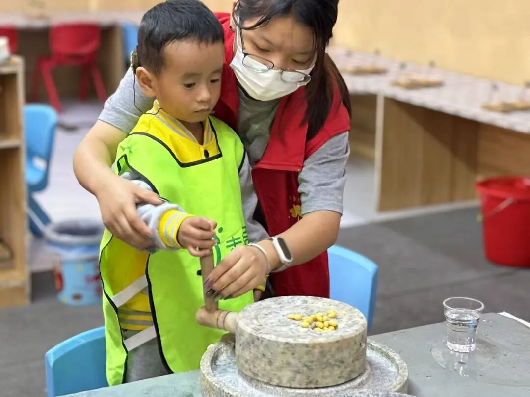 南阳未来听障儿童听语康复中心