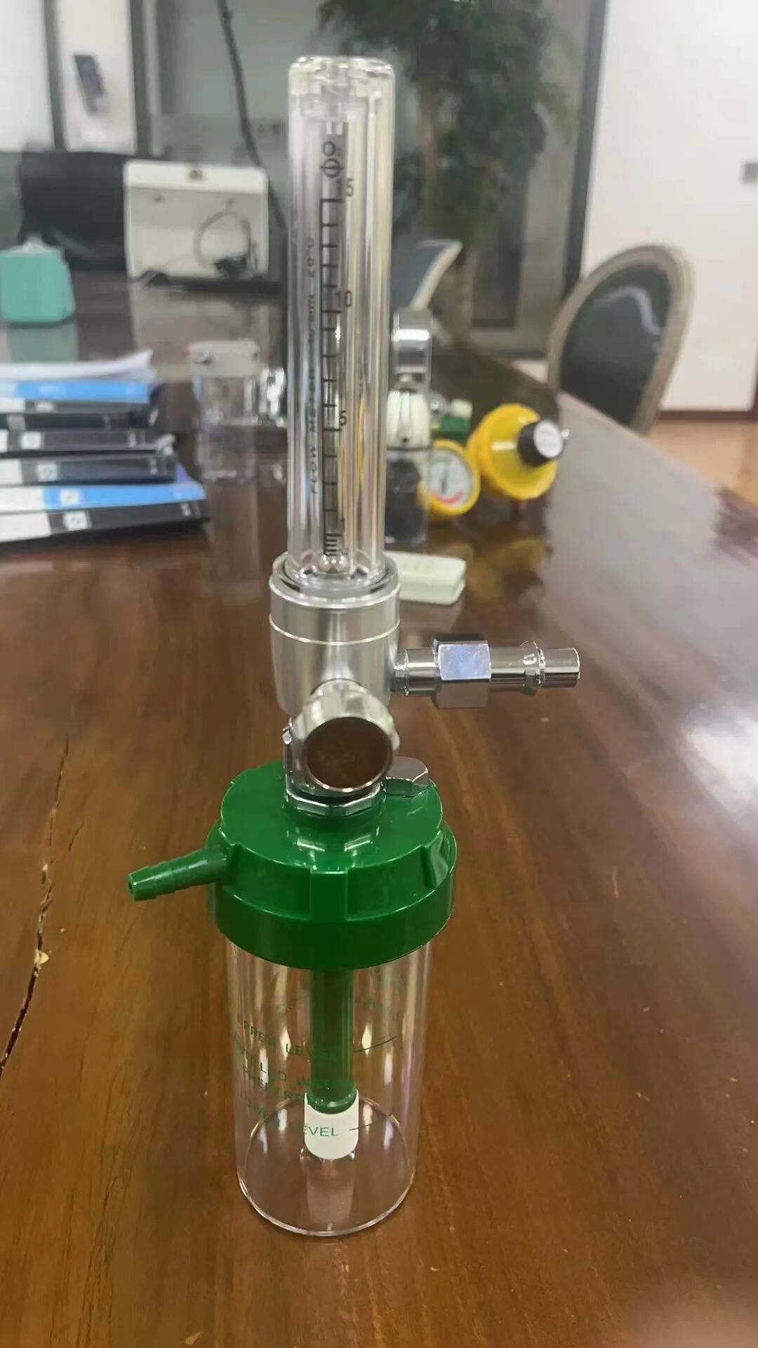 吸氧装置怎么使用“重症”高峰下一「瓶」难求？这些氧气吸入器的小知识你要知道！_https://www.jmylbn.com_新闻资讯_第7张