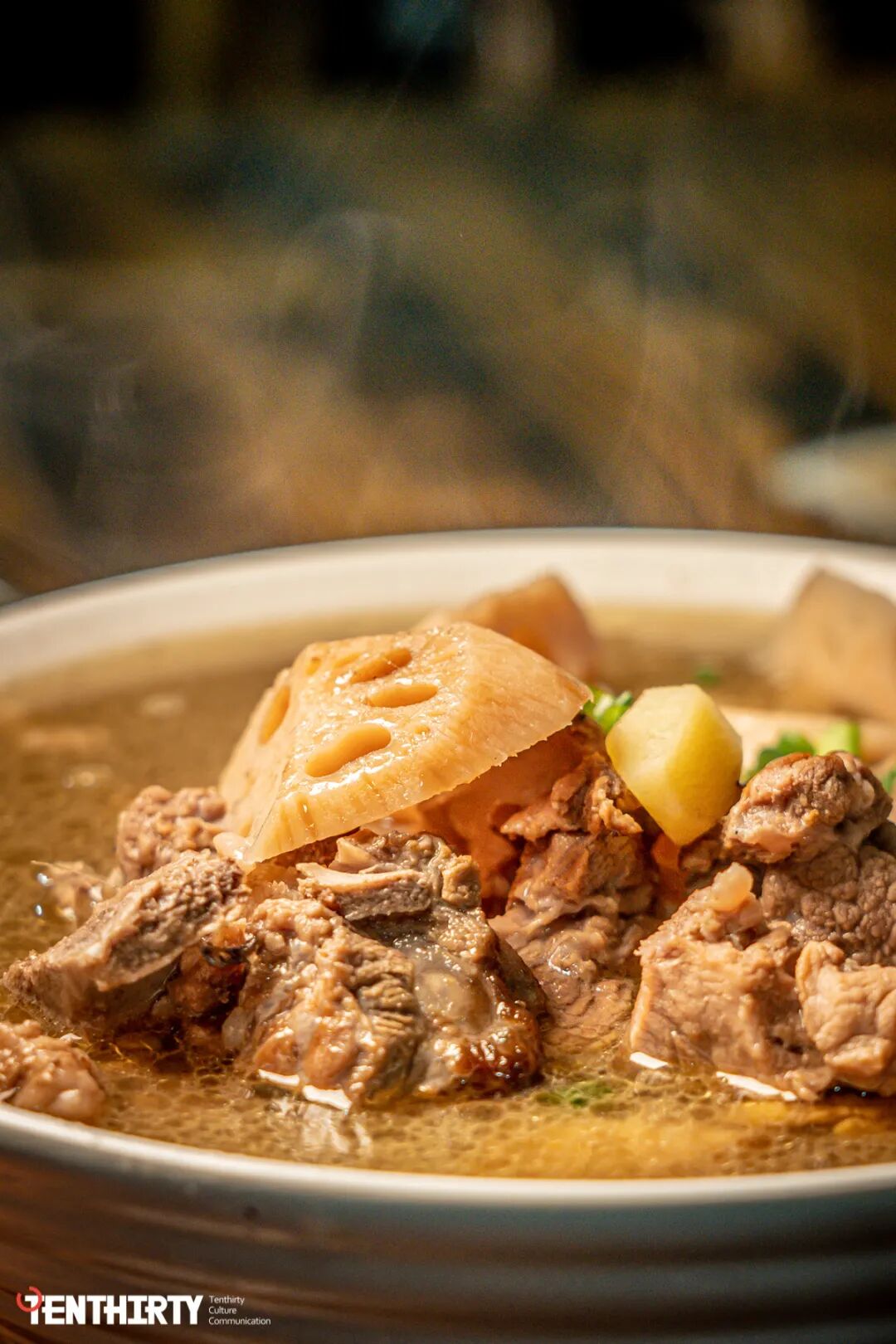 �人����һ��ź�����������졣