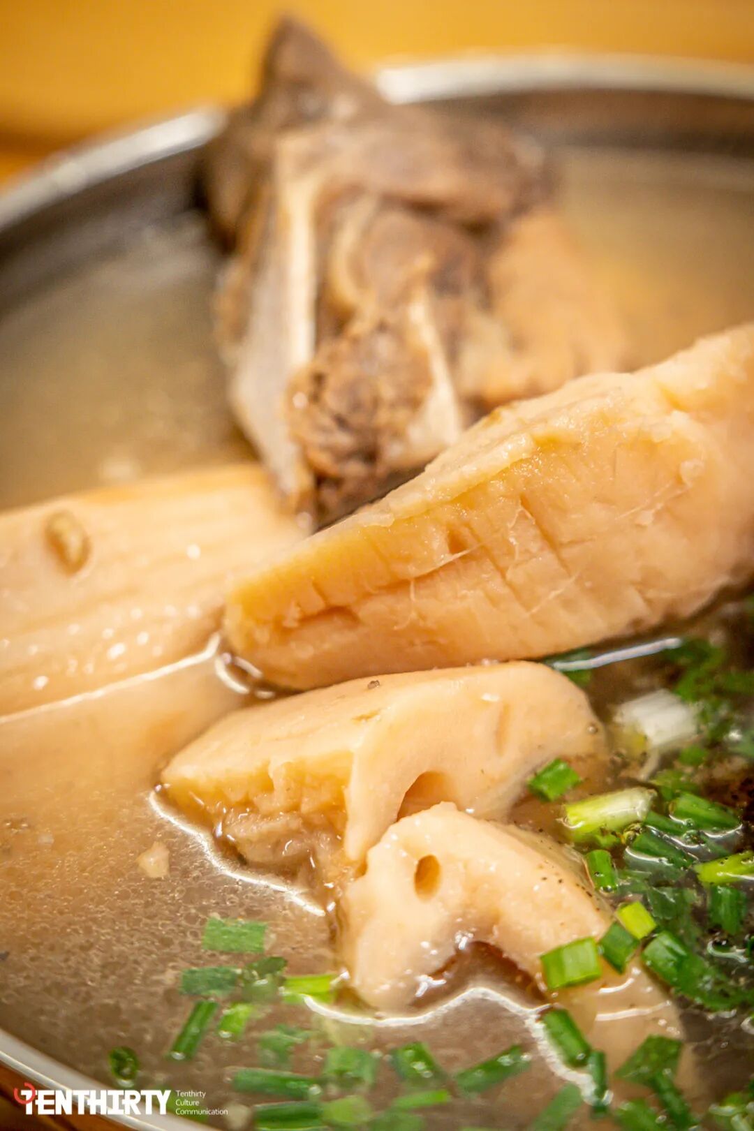 �人����һ��ź�����������졣