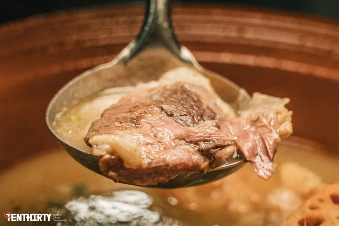 �人����һ��ź�����������졣