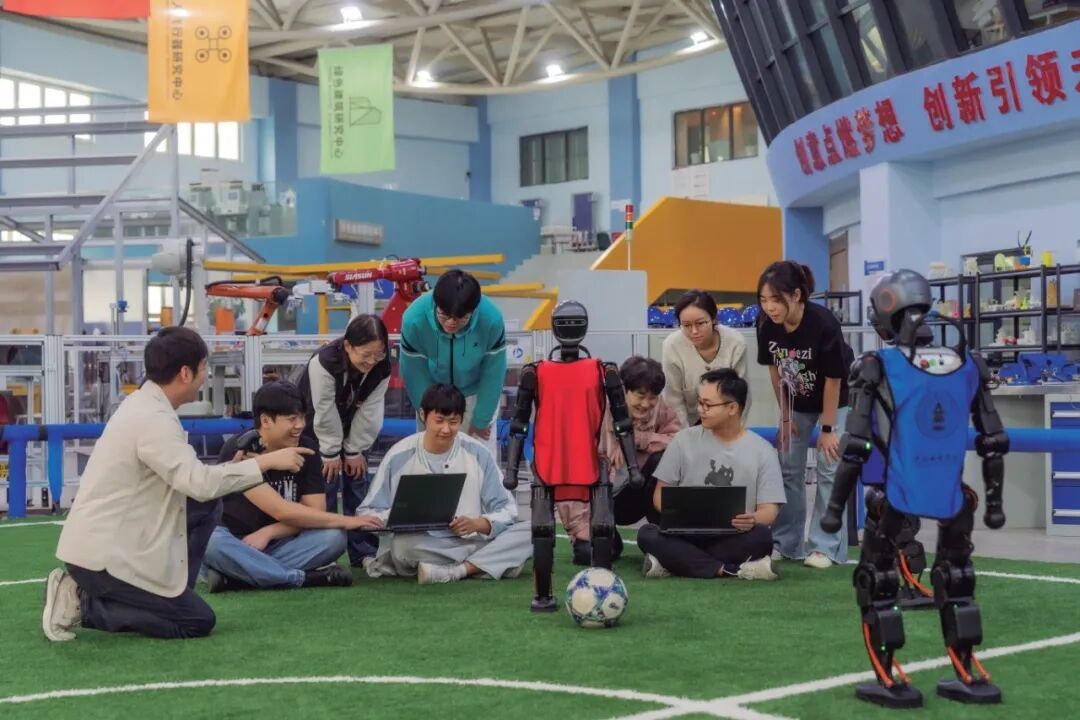 图20_第1页_2026招生简章-终审稿.jpg