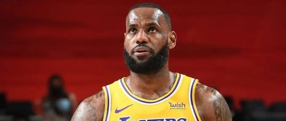 詹姆斯连续20场取得15+5+5数据，35岁以上球员历史第一人