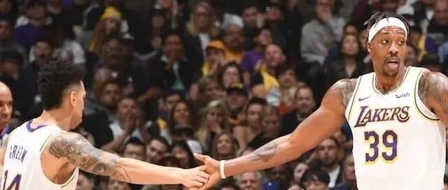 湖人首训第一天重大意外，双核缺席检测出问题，网友：詹皇小心啊