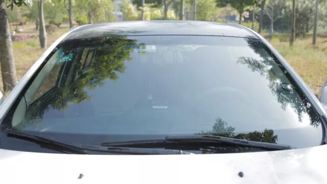 冬季车窗玻璃起雾真要命!教你一招,立马"视"不可挡