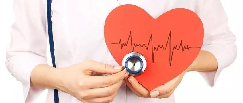 心脏病发作时会有4种异常，要细微观察！