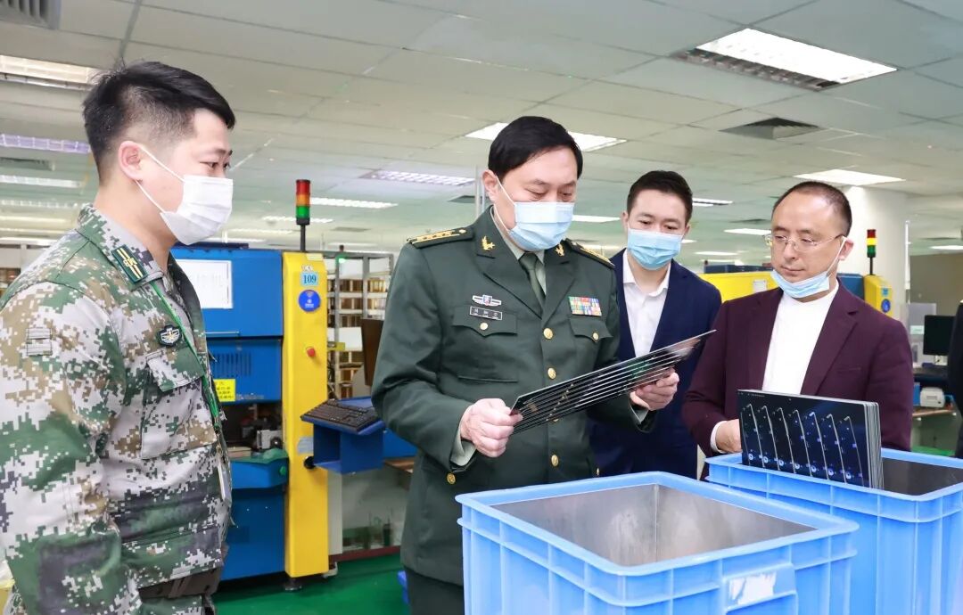 市委常委,中山军分区大校政治委员刘灿莹到三角镇调研指导